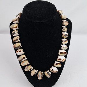 Vintage Bermudan Seashell Necklace